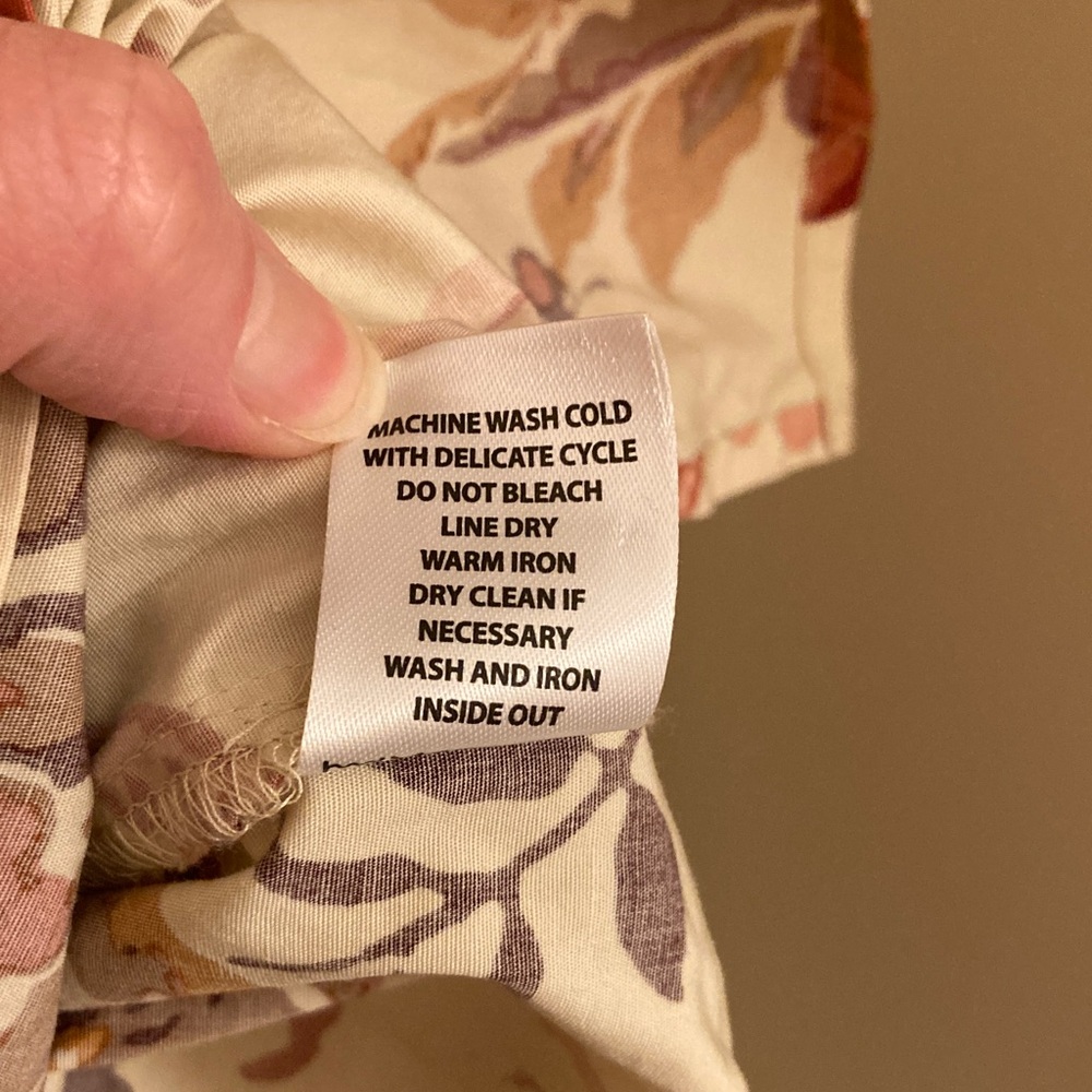 Floral Print Women's Blouse - Picture 8 of 13